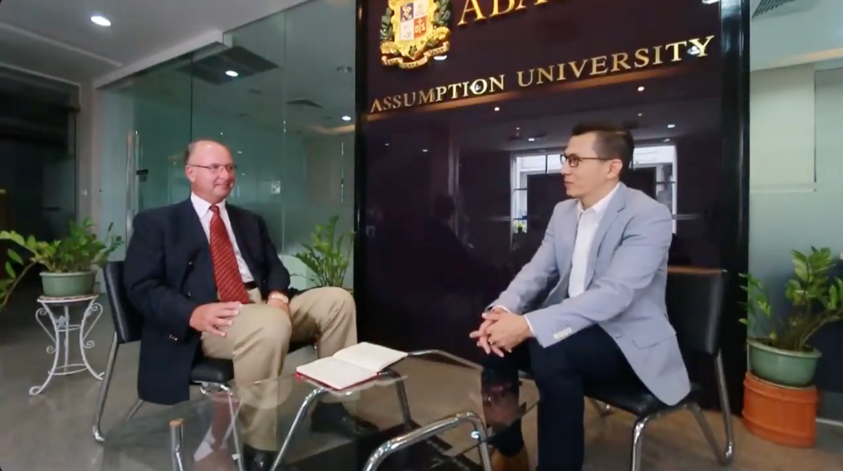 Clarity Before Change — The Origins of the Global Executive Survey and the Guided Clarity Session Clarity Before Change — The Origins of the Global Executive Survey and the Guided Clarity Session